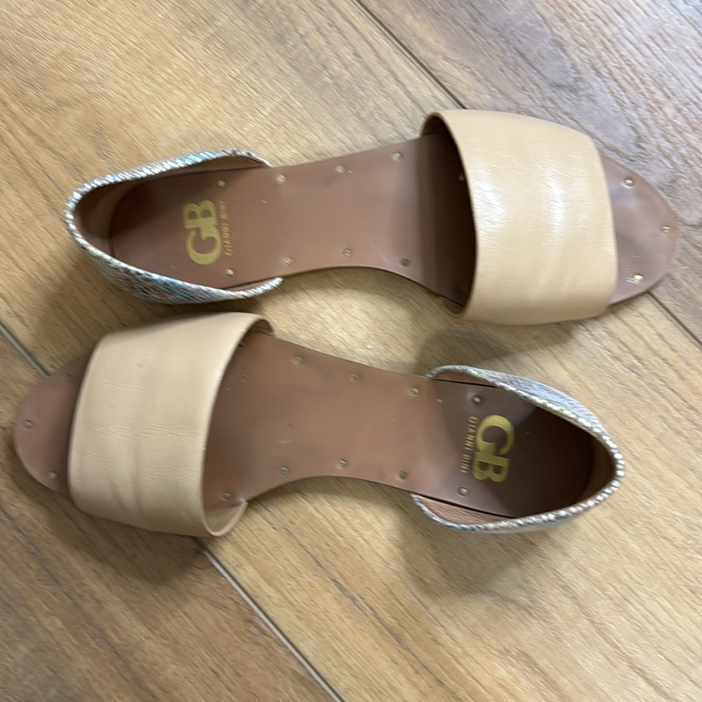 Gianni Bini Pool Party Sandals - Picture 2 of 6